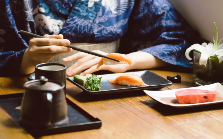 Kebiasaan Makan yang Membuat Wanita Jepang tetap Langsing