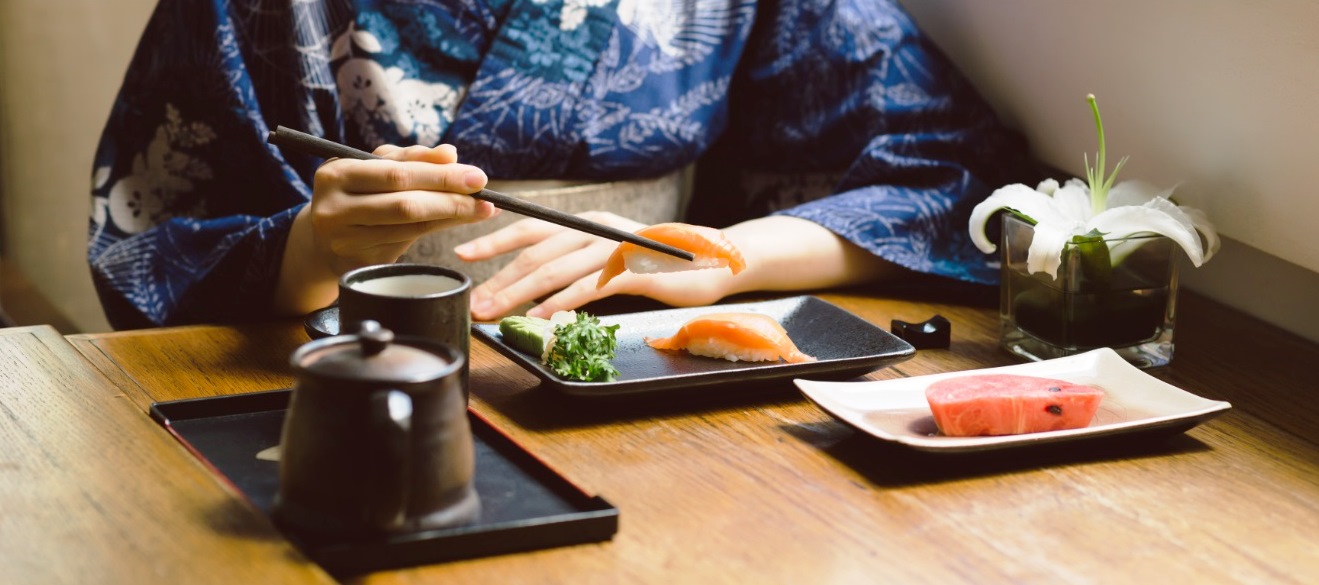 7 Kebiasaan Makan yang Membuat Wanita Jepang tetap Langsing
