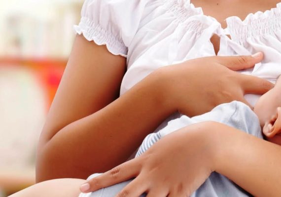 Kenali Manfaat Susu Ibu Menyusui untuk Kesehatan Ibu dan Bayi