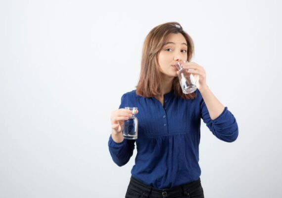 efek minum air putih 4 liter sehari_c3d0b9fa9.jpg
