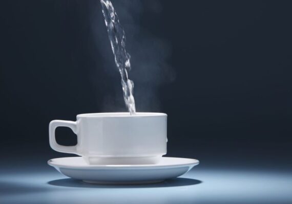 manfaat minum air hangat bagi kesehatan_52325e7dd.jpg