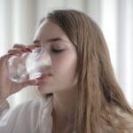 Manfaat Minum Air Hangat Bangun Tidur