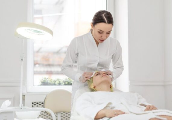 perawatan kecantikan di klinik dermaster_9dc36d489.jpg