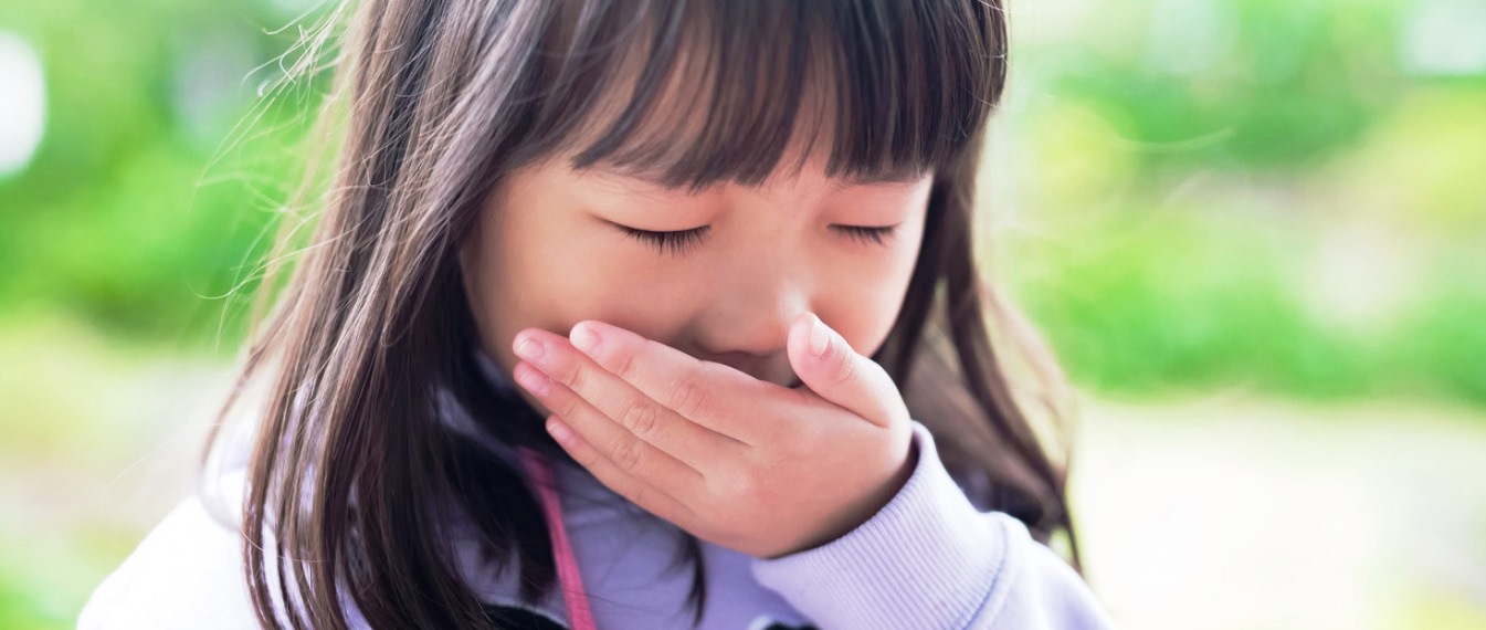 Penyebab Anak Muntah Setelah Makan, Gejala, dan Penanganannya