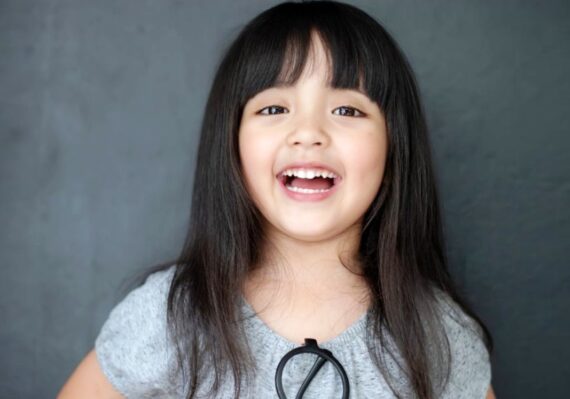 Model Rambut Anak Perempuan Sebahu yang Menggemaskan